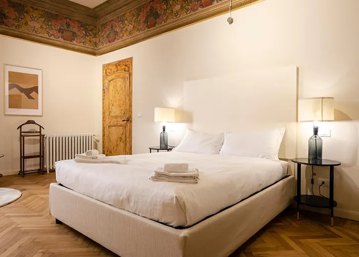 Azeglio Luxury Homes شقة