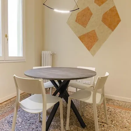 Azeglio Luxury Homes דירה בולוניה