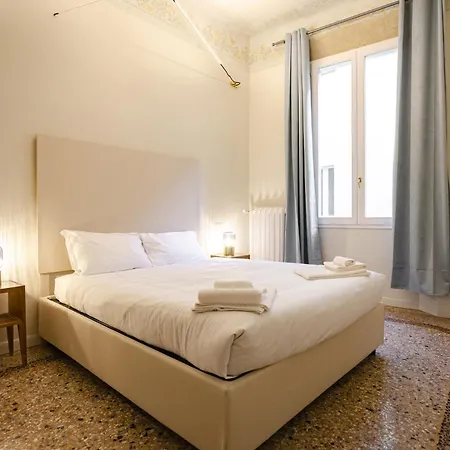 Azeglio Luxury Homes Lejlighed
