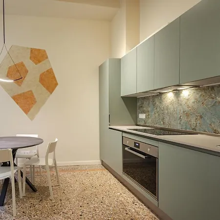 Azeglio Luxury Homes アパート *