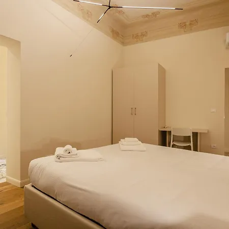Azeglio Luxury Homes アパート *